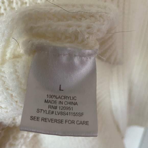 OLIVE + OAK, KIM & CAMI Sweater Bundle - Picture 10 of 11